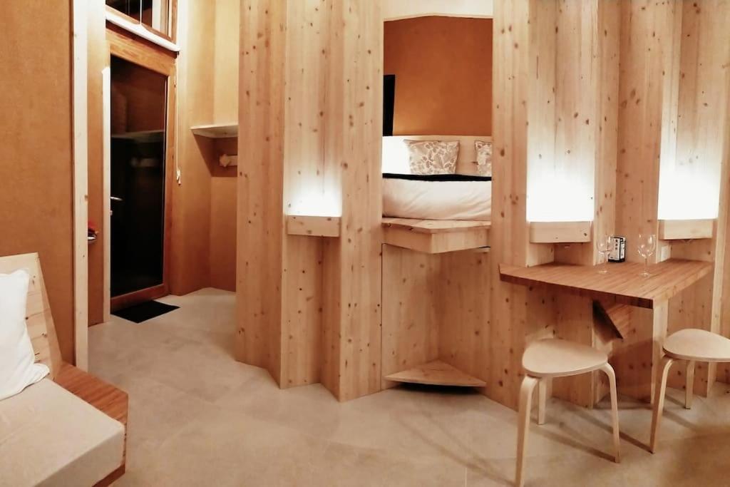 Studio Ambiance Verdoyante Et Vue Sur La Vallee 奥泽维尔特洛赞 外观 照片
